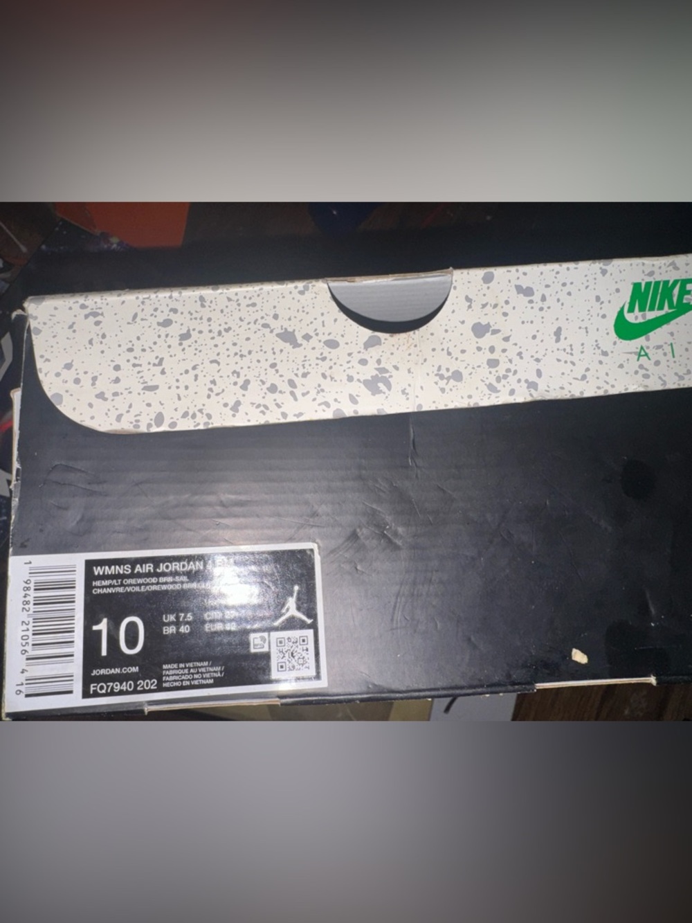Nike WMNS Air Jordan 4